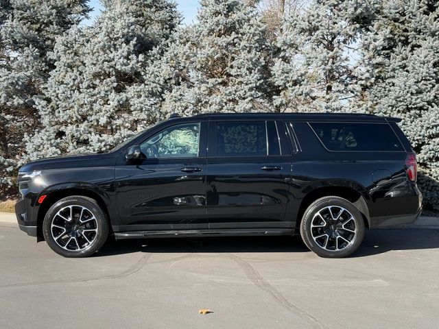 2023 Chevrolet Suburban RST