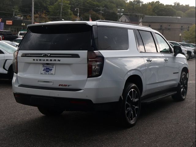 2023 Chevrolet Suburban RST