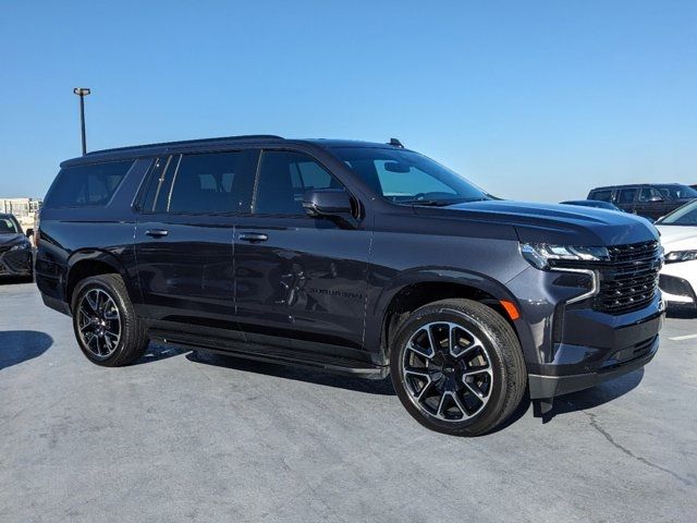 2023 Chevrolet Suburban RST