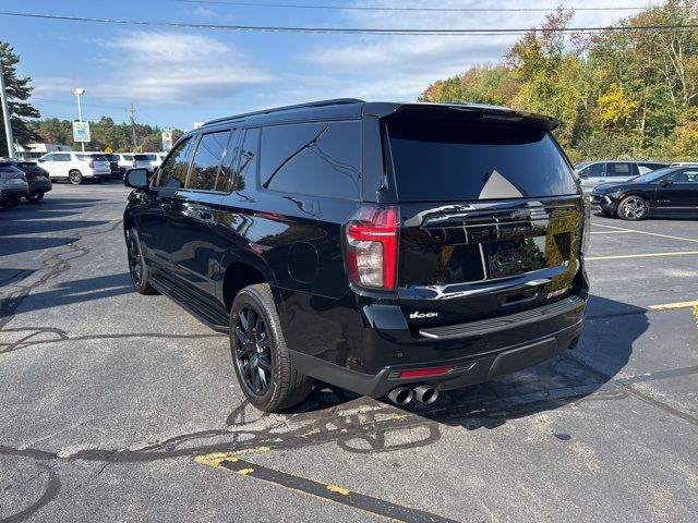 2023 Chevrolet Suburban RST