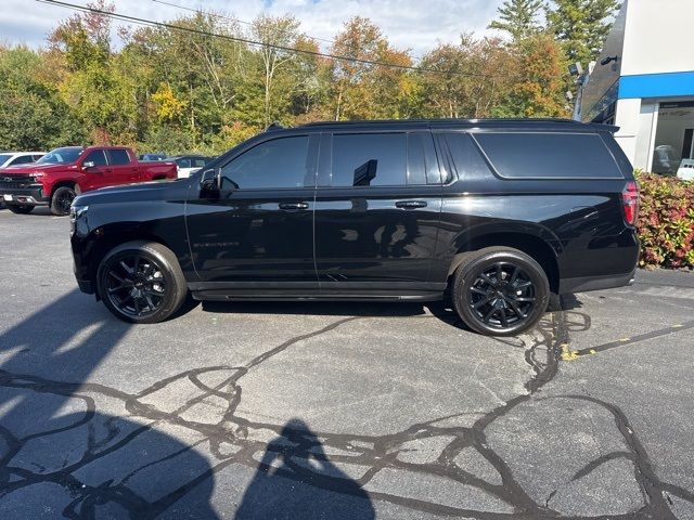 2023 Chevrolet Suburban RST