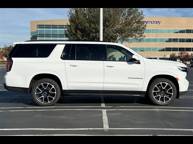 2023 Chevrolet Suburban RST