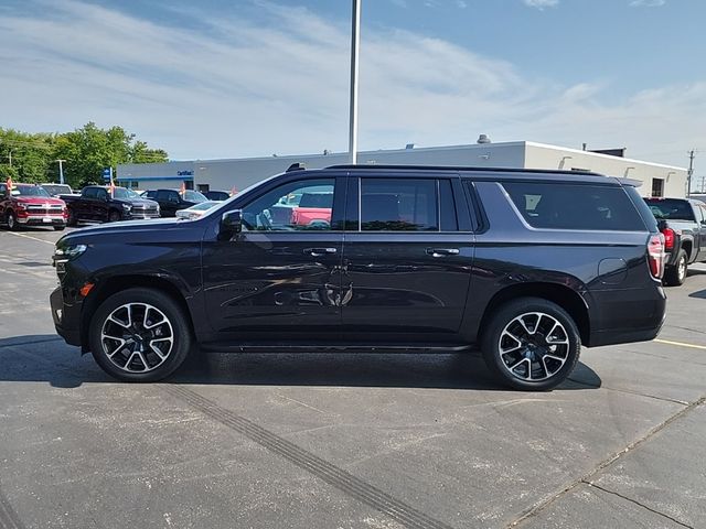 2023 Chevrolet Suburban RST