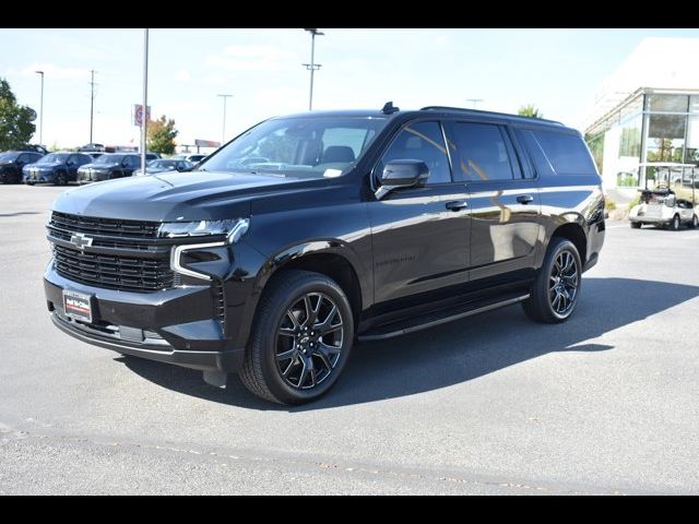 2023 Chevrolet Suburban RST