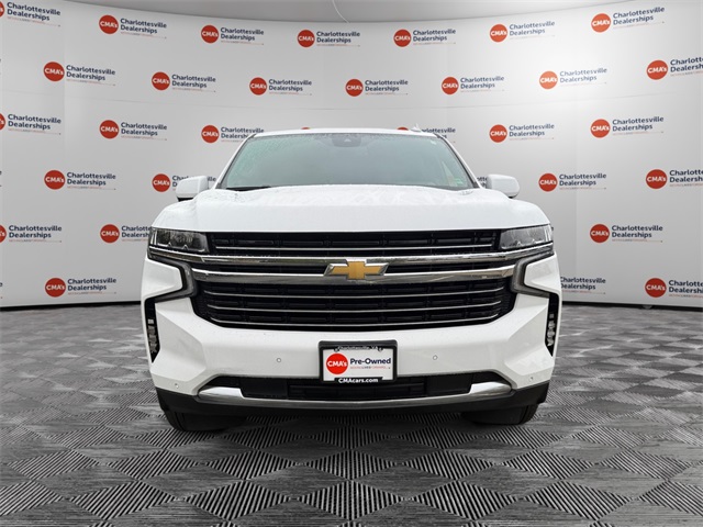 Vehicle image 4 of 19
