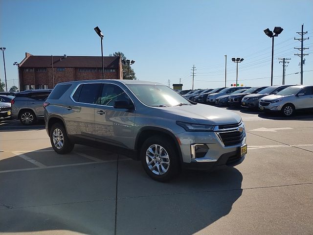 2023 Chevrolet Traverse LS