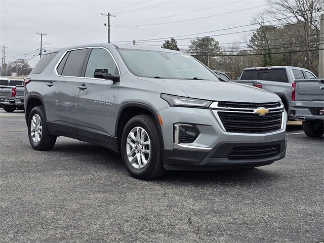 2023 Chevrolet Traverse LS