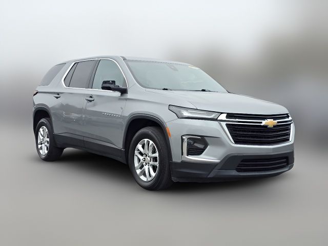 2023 Chevrolet Traverse LS