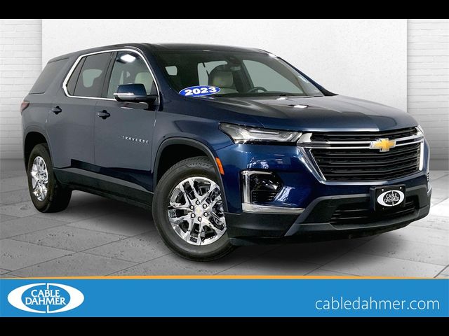 2023 Chevrolet Traverse LS