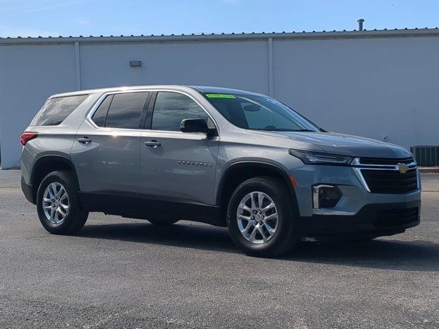 2023 Chevrolet Traverse LS