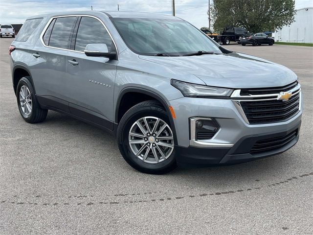 2023 Chevrolet Traverse LS