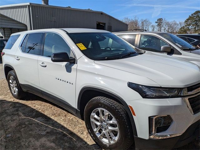 2023 Chevrolet Traverse LS