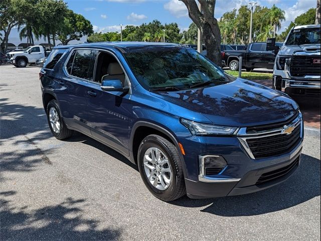 2023 Chevrolet Traverse LS