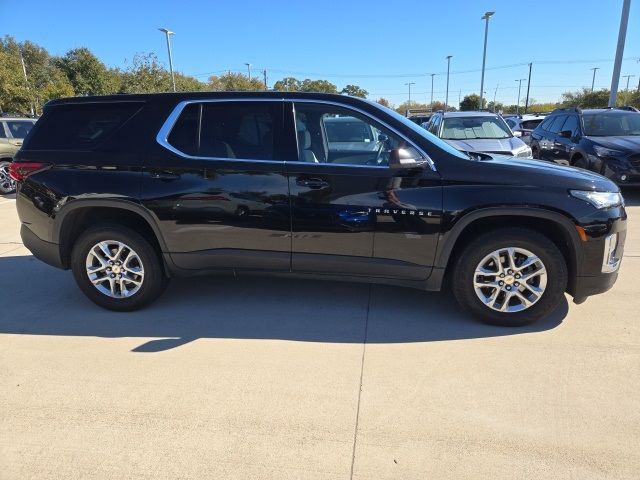 2023 Chevrolet Traverse LS