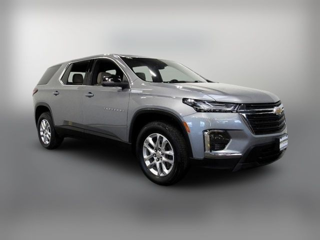 2023 Chevrolet Traverse LS