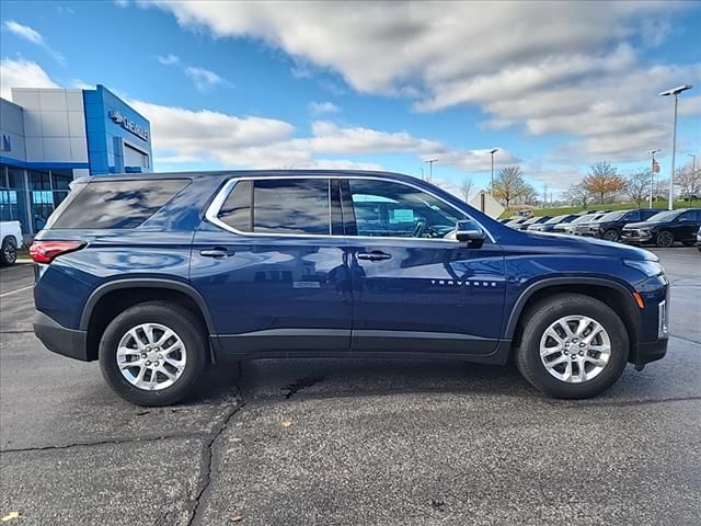 2023 Chevrolet Traverse LS