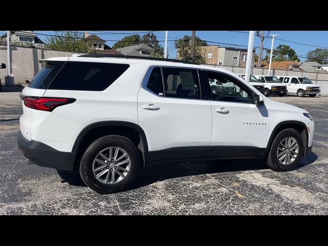 2023 Chevrolet Traverse LT Cloth