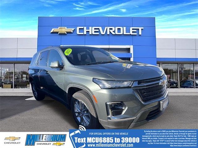 2023 Chevrolet Traverse LT Cloth