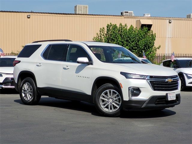2023 Chevrolet Traverse LT Cloth