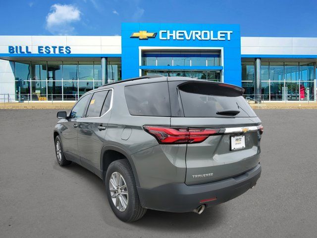 2023 Chevrolet Traverse LT Cloth