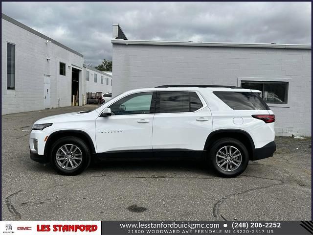 2023 Chevrolet Traverse LT Cloth