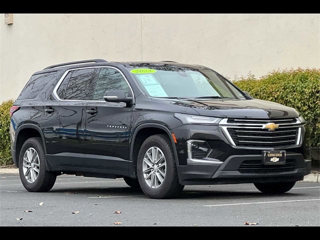 2023 Chevrolet Traverse LT Leather