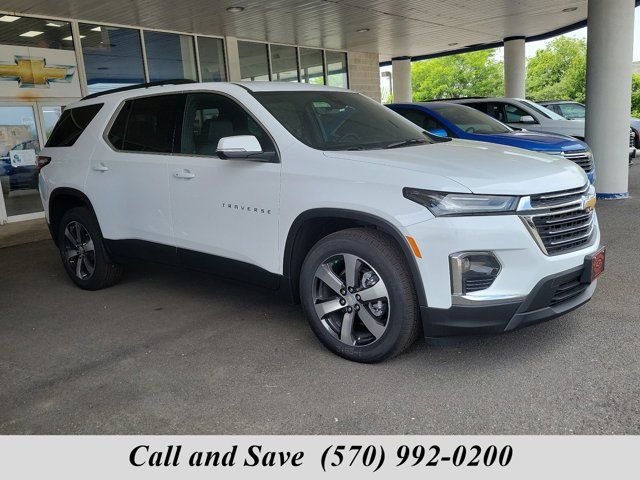 2023 Chevrolet Traverse LT Leather