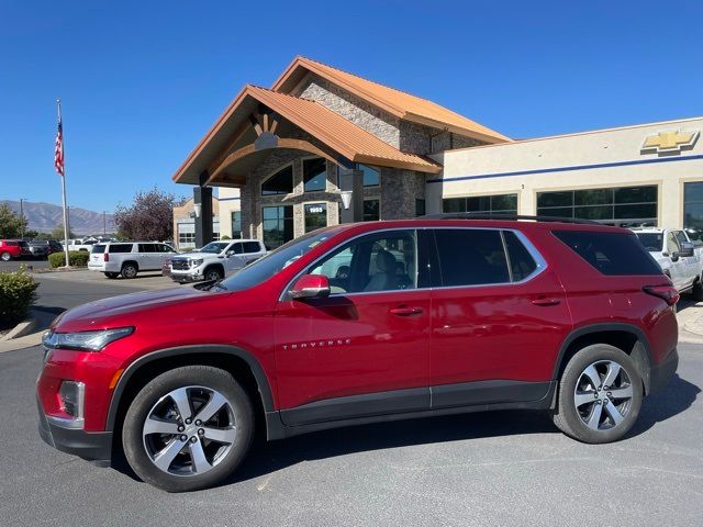 2023 Chevrolet Traverse LT Leather