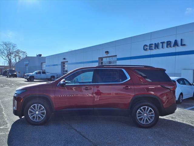 2023 Chevrolet Traverse LT Leather