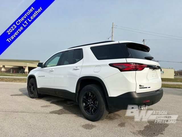 2023 Chevrolet Traverse LT Leather