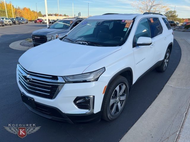 2023 Chevrolet Traverse LT Leather