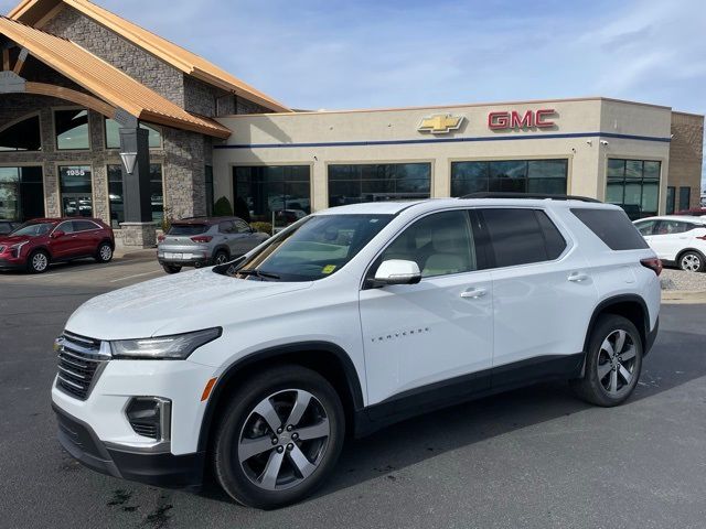 2023 Chevrolet Traverse LT Leather