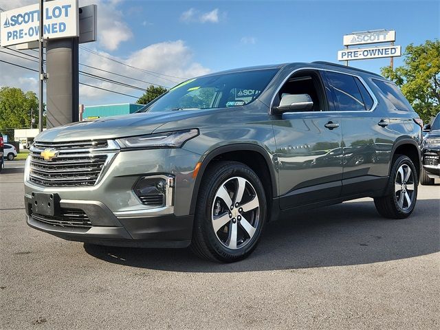 2023 Chevrolet Traverse LT Leather