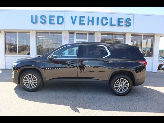 2023 Chevrolet Traverse LT Leather