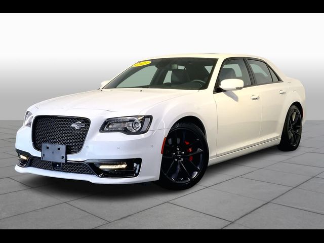 2023 Chrysler 300 300C