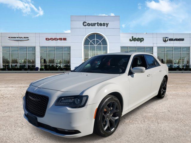 2023 Chrysler 300 300S