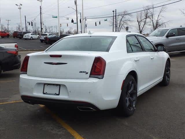 2023 Chrysler 300 300S