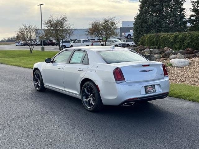 2023 Chrysler 300 300S