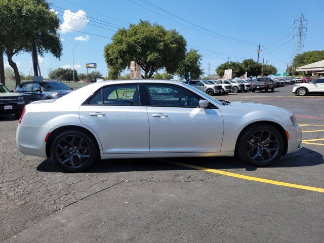 2023 Chrysler 300 300S