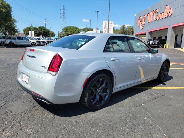 2023 Chrysler 300 300S