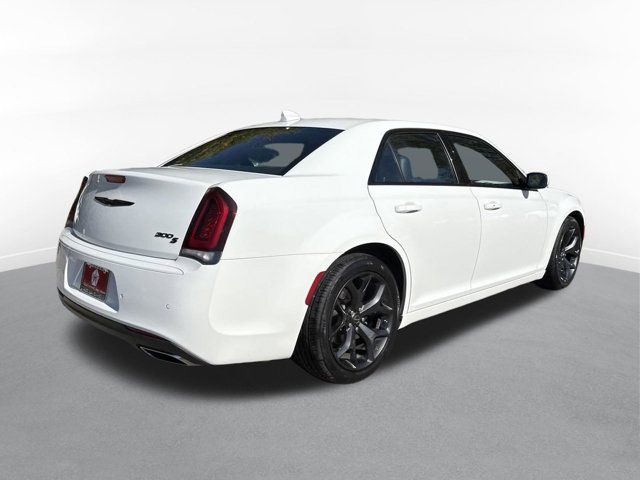 2023 Chrysler 300 300S