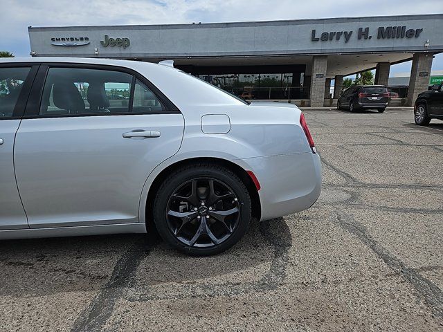 2023 Chrysler 300 300S