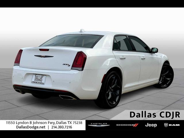 2023 Chrysler 300 300S