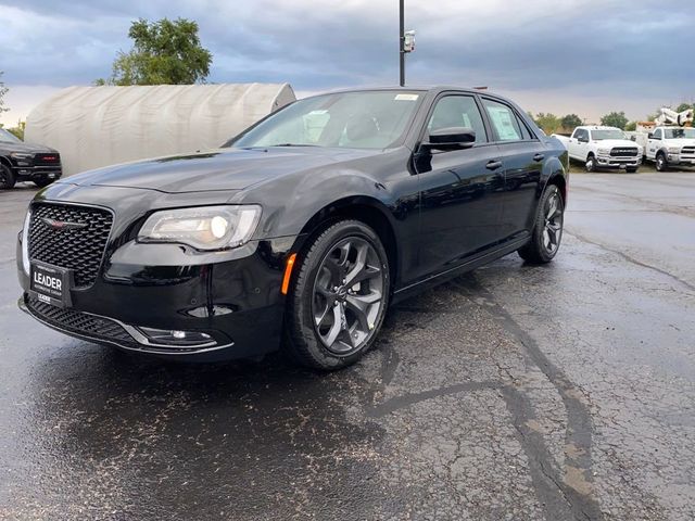 2023 Chrysler 300 300S