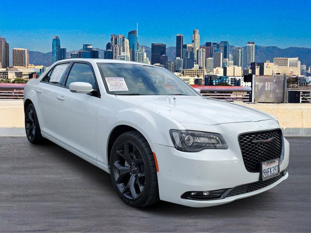 2023 Chrysler 300 300S