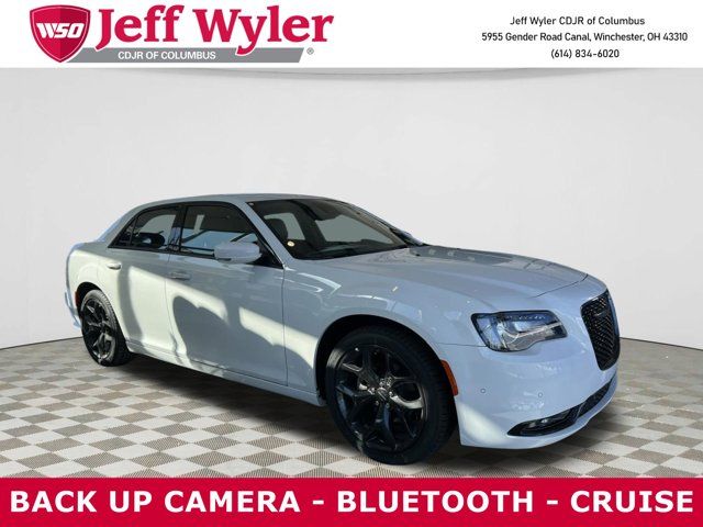 2023 Chrysler 300 300S