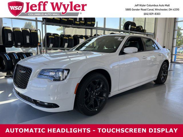 2023 Chrysler 300 300S