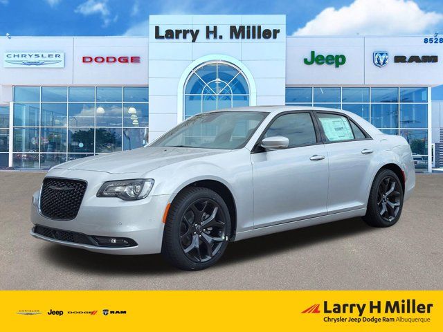 2023 Chrysler 300 300S