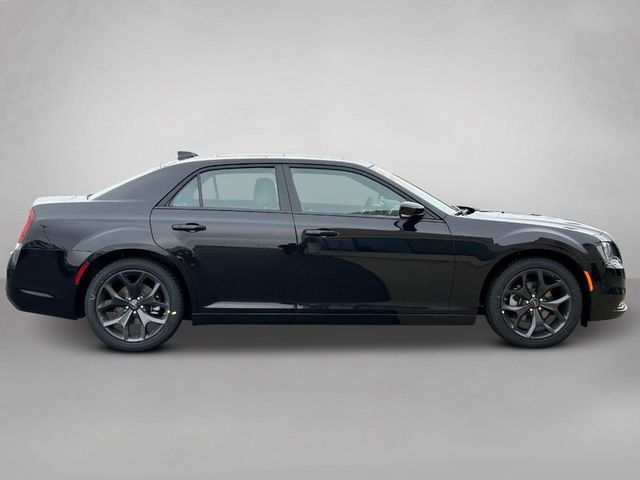 2023 Chrysler 300 300S