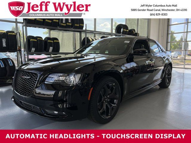 2023 Chrysler 300 300S